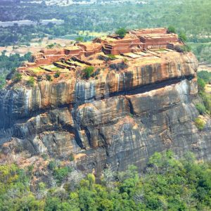De leeuwenrots - Sigiriya Rock in Sri Lanka